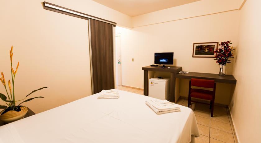 Oft Garden Hotel Goiânia Eksteriør billede