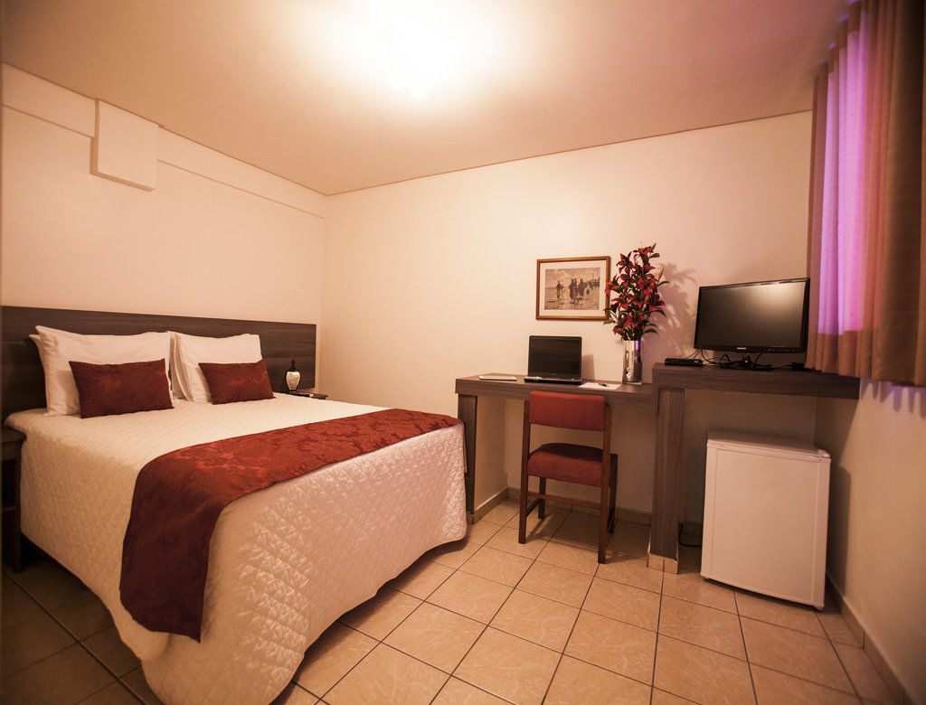 Oft Garden Hotel Goiânia Eksteriør billede